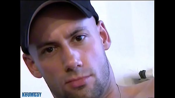 Delivery guy got a good tip and a good wank.