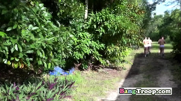 Gay Soldiers Having Fun Outside at the Camp – Raw Pounding