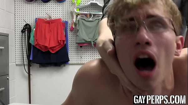 Homo perp Darron Bluu dominated by young officer Cole Church