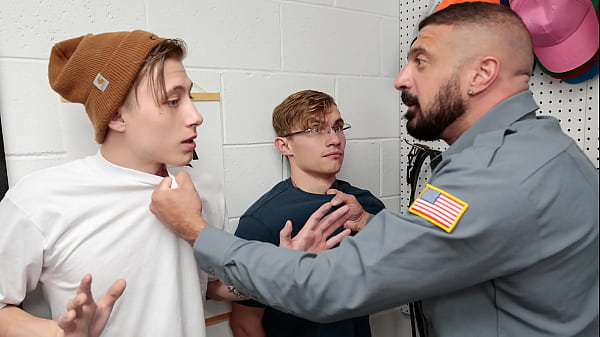 Officer Napoli Orders the Shoplifters to Undress so They Can Get to The Bottom of The Problem – Perps4k