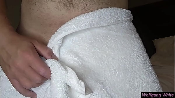 POV You Meet a Deep Voice Daddy In His Hotel Room After He Showers – Dirty Talk, Jerk Off, Cumshot