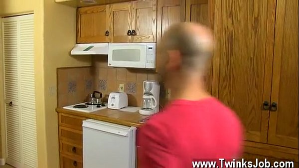 Sites porno gays es gratis Phillip Ashton feels badly taking a thick