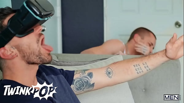 Tattooed Stud Chris Damned Switches From His Fuck Toy To His Roommate Theo Brady’s Tight Ass – TWINKPOP