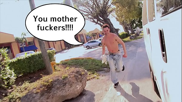 BAIT BUS – Cole Harvey and Vanessa Find A Straight Tourist On Streets O Miami And Trick Him