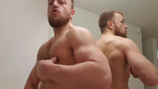 Волосатый мужик дрочит на дилдаке и выпивает свою сперму из стакана