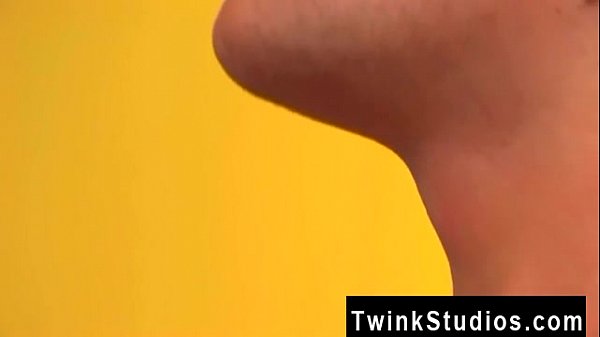 Gay clip of It’s a classic porno scene: a steamy pizza delivery guy,