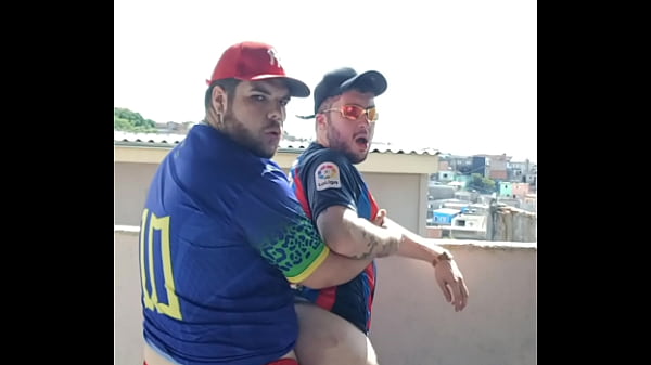 Brazilian Rooftop Cruising Bareback – Outdoor Raw Fuck