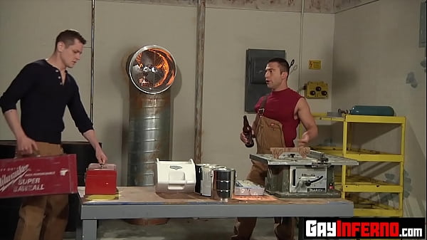 JR Bronson Commands Blue Bailey on All Fours for Raw Breeding