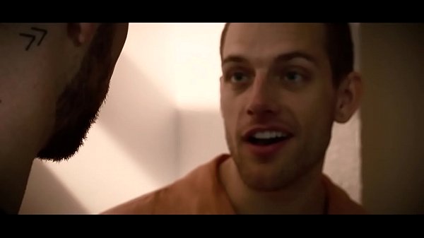 Tayte Hanson Sucks Sunny Cock Blowjob