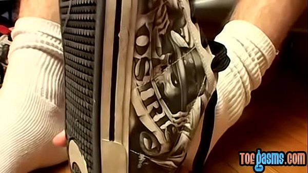 Thug Jock Evan Heinze Caressing Socks — Foot Fetish Solo