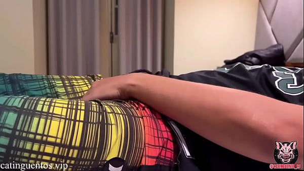 Horny Top Loves Big Cock