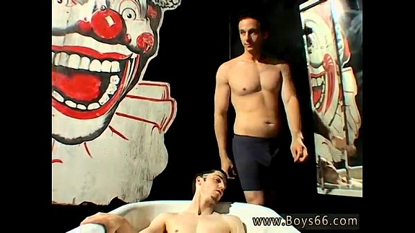 Dom gay twink pissing first time Frat Piss: Kaleb Scott!