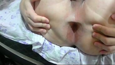 Femboy com o cuzinho arregaçado querendo fuder
