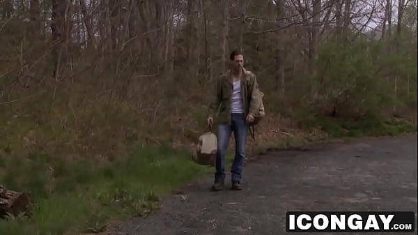 Hitchiker Roman Todd bangs DILF Rodney Steeles tight asshole