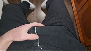 PhantomGentX – Russian Strip, Muscle Worship & Thick Cumshot