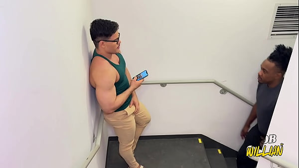 Hung Stud Takes Amateur