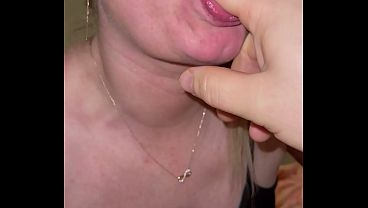 Love to suck neighbour big dick