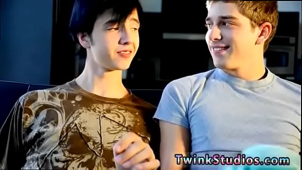 Best Gay Pose Male Levon and Aidan Enjoy Eyeing Gay Flicks