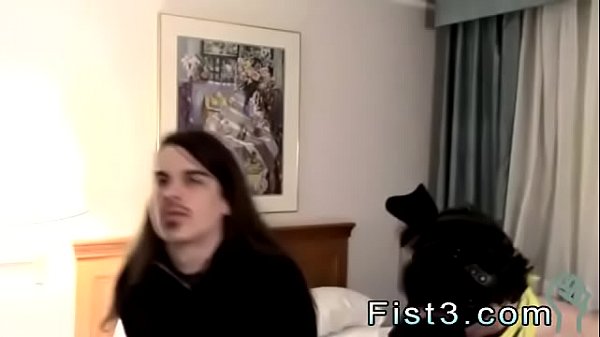Gay Fisting Cumming the Master Directs his Obedient Boys