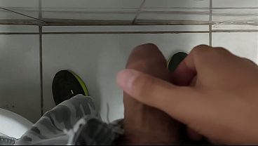 Amateur Stud Takes It Deep