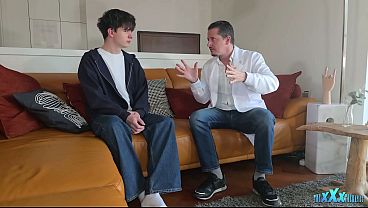 Gay Porn – Thexxxtherapist – Andrew Gets his Throat Stretched by Dr. Costas’ Big HD
